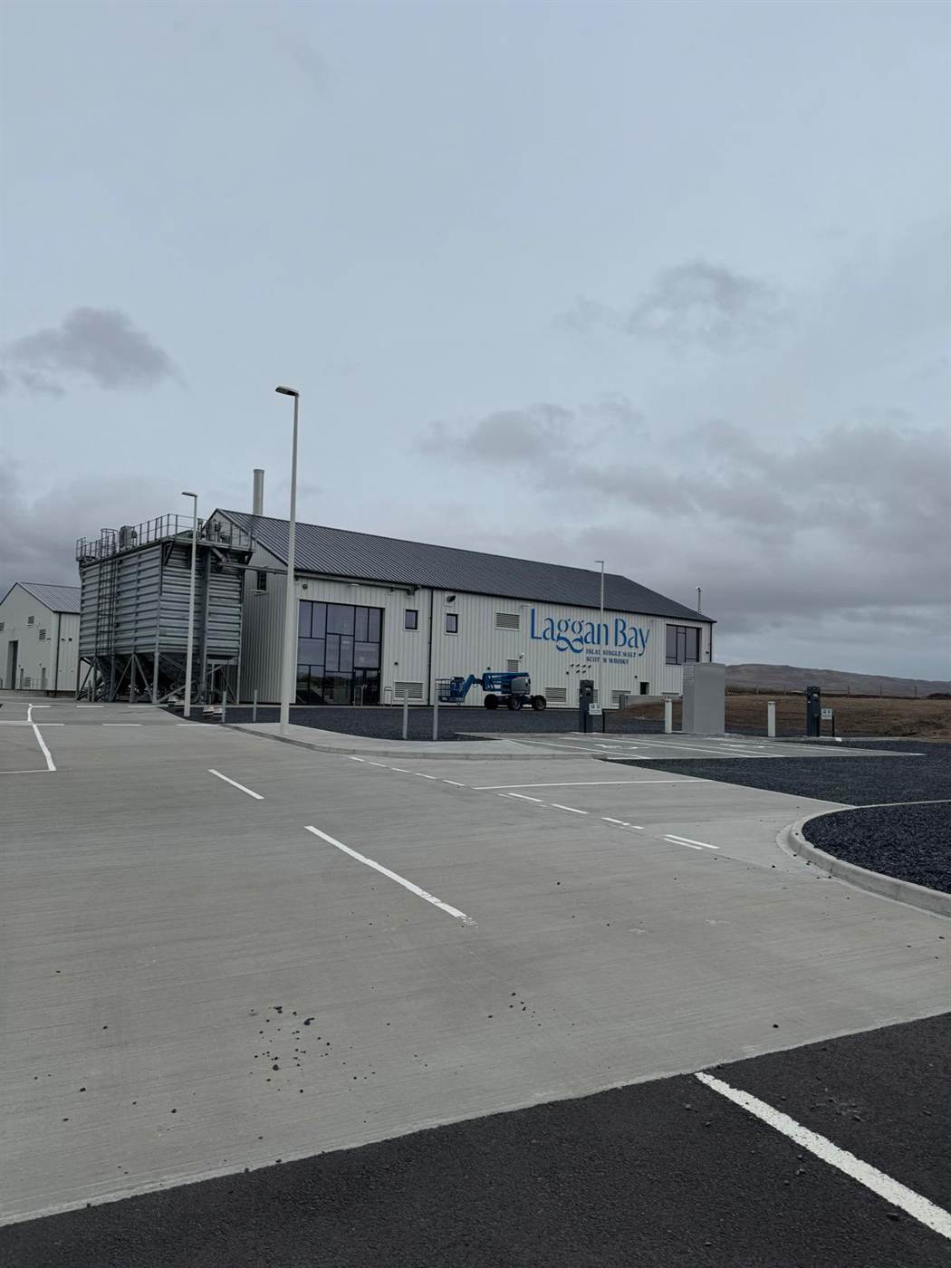 Laggan Bay distillery